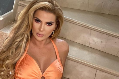 Carolina Jaume es una actriz y presentadora de televisión ecuatoriana