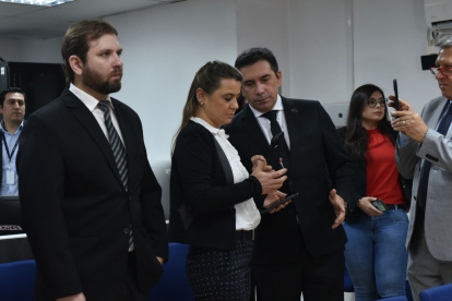 Trabajo. La Corte Constitucional ordenó conformar una comisión para reconstruir el tercer producto perdido.