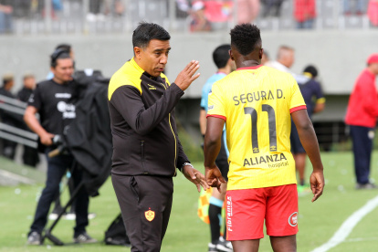 César Farías ganó la LigaPro 2022 con Aucas. Este semestre tuvo una irregular campaña.
