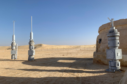 En la imagen de archivo, vista de uno de los escenarios del planeta ficticio de Tatoonie de la saga de Star Wars, abierto para visitas turísticas en Túnez.