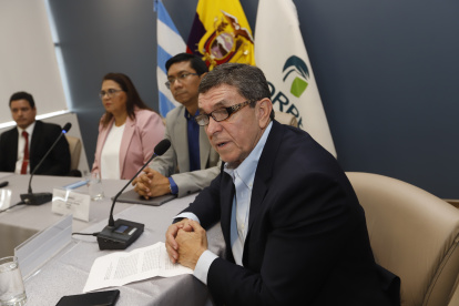 Conversatorio.- Un grupo de expertos analizaron la situación del anunciada llegada del fenómeno de El Niño.