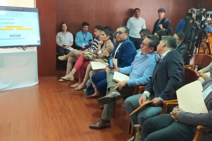 Los delegados de las organizaciones políticas recibieron una explicación de la inscripción al voto telemático.