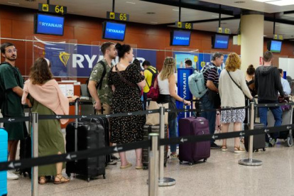 En más de 30 naciones, extranjeros inversores elegibles tienen la posibilidad de adquirir una visa o un pasaporte dorado.