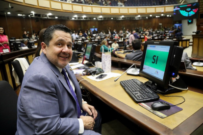 Candidato. El nuevo amigo de Jaime Nebot quiere reelegirse. Con su ejército de trolls limpia los obstáculos del camino.