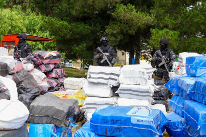 Proceso. La droga se convierte en una mezcla similar al cemento.