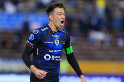 El central de IDV tuvo que salir en el último partido ante El Nacional.