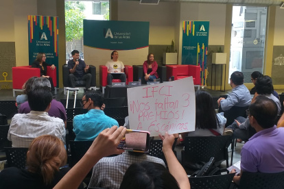 Opuestos. Los pedidos recaen en no retirar los fondos a los ganadores.