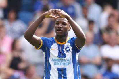 Moisés Caicedo es la principal operación del Chelsea en este momento.