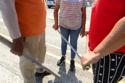 1. Organizados. Los vecinos de Sauces 1 han decidido unirse para enfrentar a la delincuencia que ronda su sector.