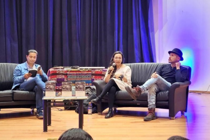 Obra. María Fernanda Mejía y Carlos Noriega durante la presentación de la obra.