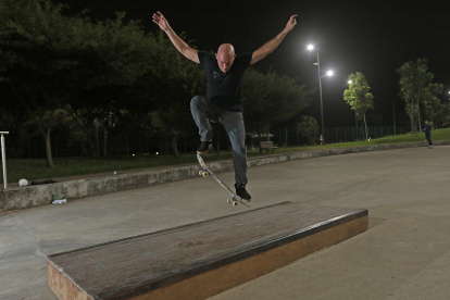 Opción. Fáciles de llevar a donde sea, son otra opción para hacer de la ciudad su pista improvisada.