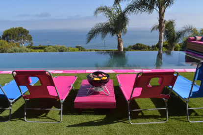 Fotografía del exterior de la Casa de los Sueños de la muñeca Barbie, el 1 de julio de 2023, en Los Ángeles (Estados Unidos).