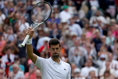 Novak Djokovic venció a Pedro Cachín por 6-3, 6-3 y 7-6 (4).