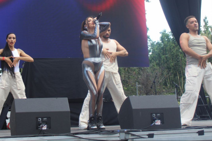 La ecuatoriana presumió de un desborde de sensualidad y talento.