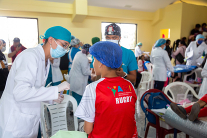 Los integrantes de las escuelas de rugby recibieron atención médica y odontológica.