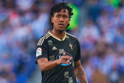 El jugador peruano está cerca del club francés.