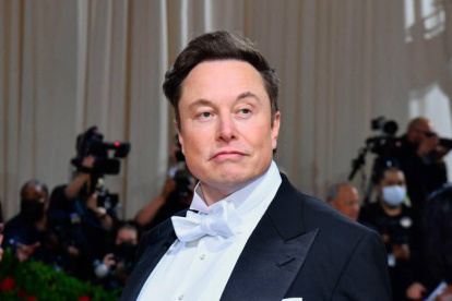 Elon Musk continúa siendo el hombre más rico del mundo.