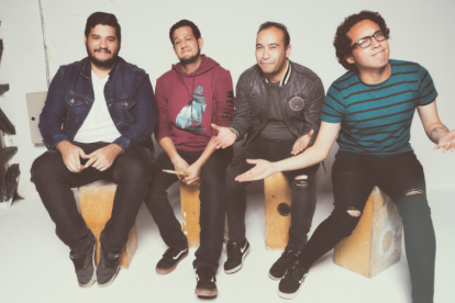 La banda Granada Carmesí.