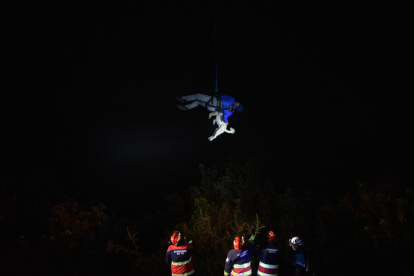 Rescate. Más de medio centenar de rescatistas intervinieron en el operativo para recuperar a los turistas.