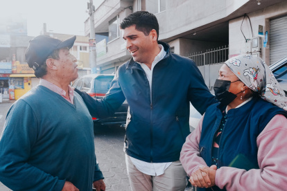 El aspirante por la alianza Actuemos continúa con sus recorridos por diverso puntos del país.