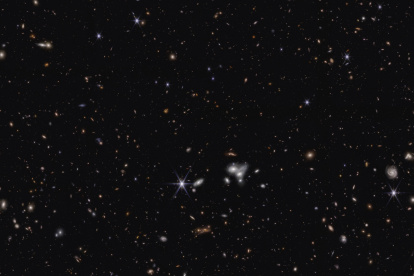 Vista ampliada  de las imágenes captadas por el telescopio James Webb.