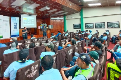 Asistencia. Decenas de personas acudieron a los talleres organizados por el PNUD.