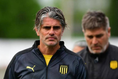 López tiene 3 títulos en su palmarés dirigiendo a Peñarol.