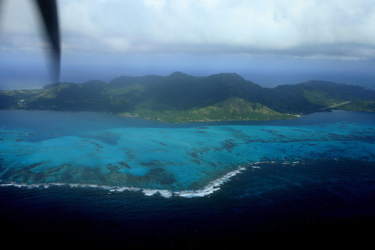 Fotografía de archivo fechada el 10 de noviembre de 2012 que muestra la vista aérea de la isla de Providencia.