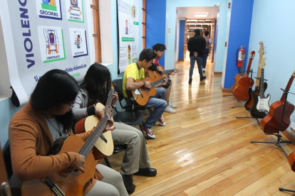 Gustos. Los talleres de música, especialmente los de guitarra, son los preferidos por los más grandes en los vacacionales que los ofrecen.