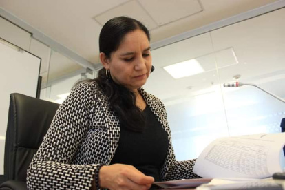 Exasambleísta. Mireya Pazmiño llamó a comparecer a expertos petroleros que eran seleccionados por Nicolás Naranjo y su hermano Mario.