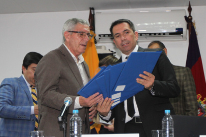 Los candidatos no interferirán en investigaciones de la Fiscalía