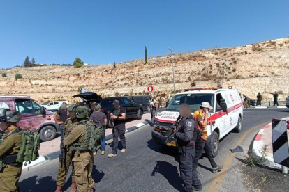 El ataque a las colonias israelíes de la zona sur dejó a un padre y a sus hijas heridas