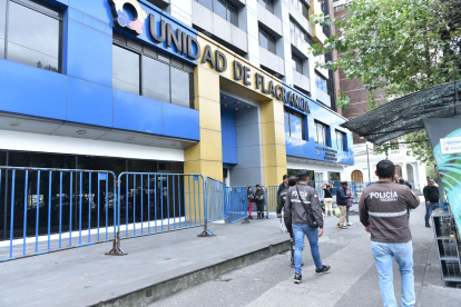 Quito. Ayer, en Flagrancia se reforzó la seguridad con más agentes.