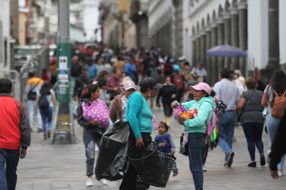 Informalidad. Pese a múltiples intentos, no se ha podido reubicar a los comerciantes informales.