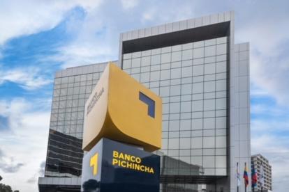Edificio.- La fachada de uno de los edificios del Banco Pichincha.
