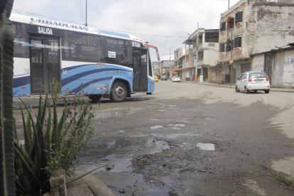 En el sector Las Terrazas del cantón Durán abandonaron el cuerpo de un ciudadano de 23 años.