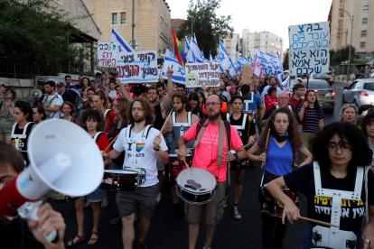 Manifestantes antigubernamentales participan en una protesta contra la reforma del sistema judicial israelí en Jerusalén, el 20 de julio de 2023.