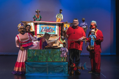 Escena. El grupo Sueño Yumbo Títeres actúa este sábado.