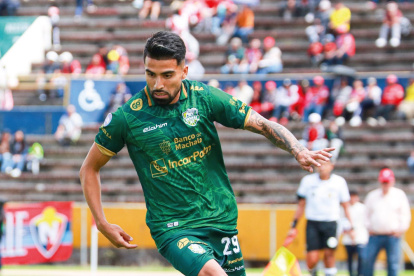 El ofensivo por izquierda jugará en Ambato hasta diciembre.