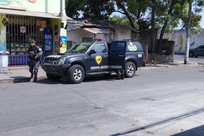 Acción. Agentes del GIR fueron a la vivienda donde estaba el material.