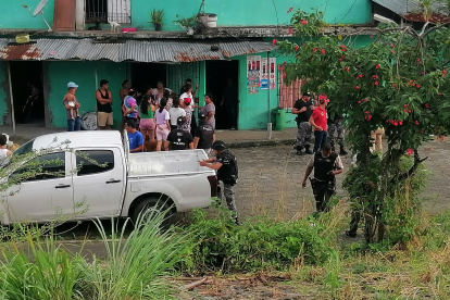 Conmoción. Los vecinos estaban asustados por este hecho.