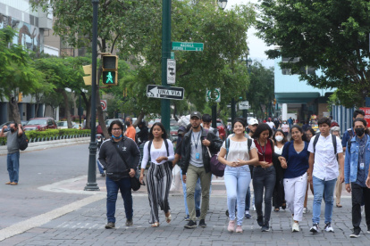 Encuestas. Hay tanta diferencia entre un sondeo y otro que es imposible tomarse en serio a ninguno.