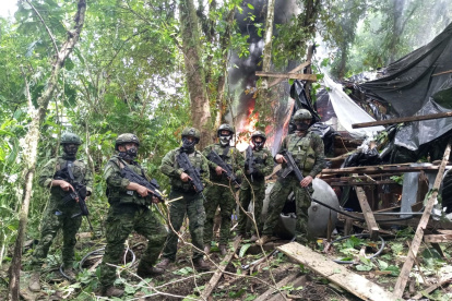 Operación. Los militares destruyeron las dos infraestructuras ilegales usadas por el crimen organizado.