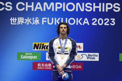 Ceccon ganó 2 medallas olímpicos en Tokyo 2020 y se alista para ir a París el próximo año.