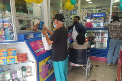 Alternativa. En julio del 2022, Salud implementó la externalización del servicio de farmacia.