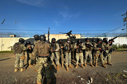 El objetivo es restablecer el control del reclusorio