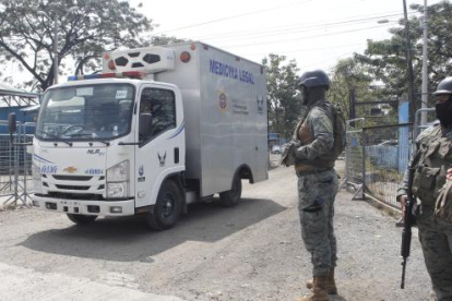 Los restos levantados fueron trasladados al Laboratorio de Criminalística y Ciencias Forenses, de Guayaquil