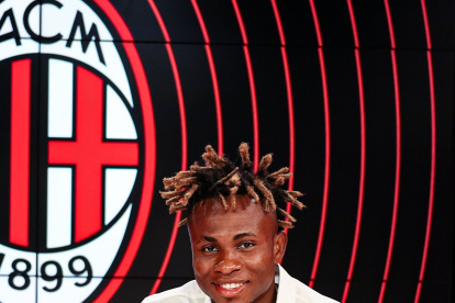 El club español le deseó éxitos en su nueva etapa profesional.