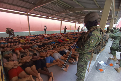 Las Fuerzas Armadas ahora intervienen en los operativos dentro de la penitenciaría.