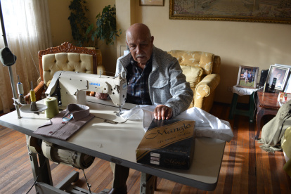 Referencia. Manuel del Carmen Sánchez Oviedo es una de las referencias obligada de los camiseros de Pasa.